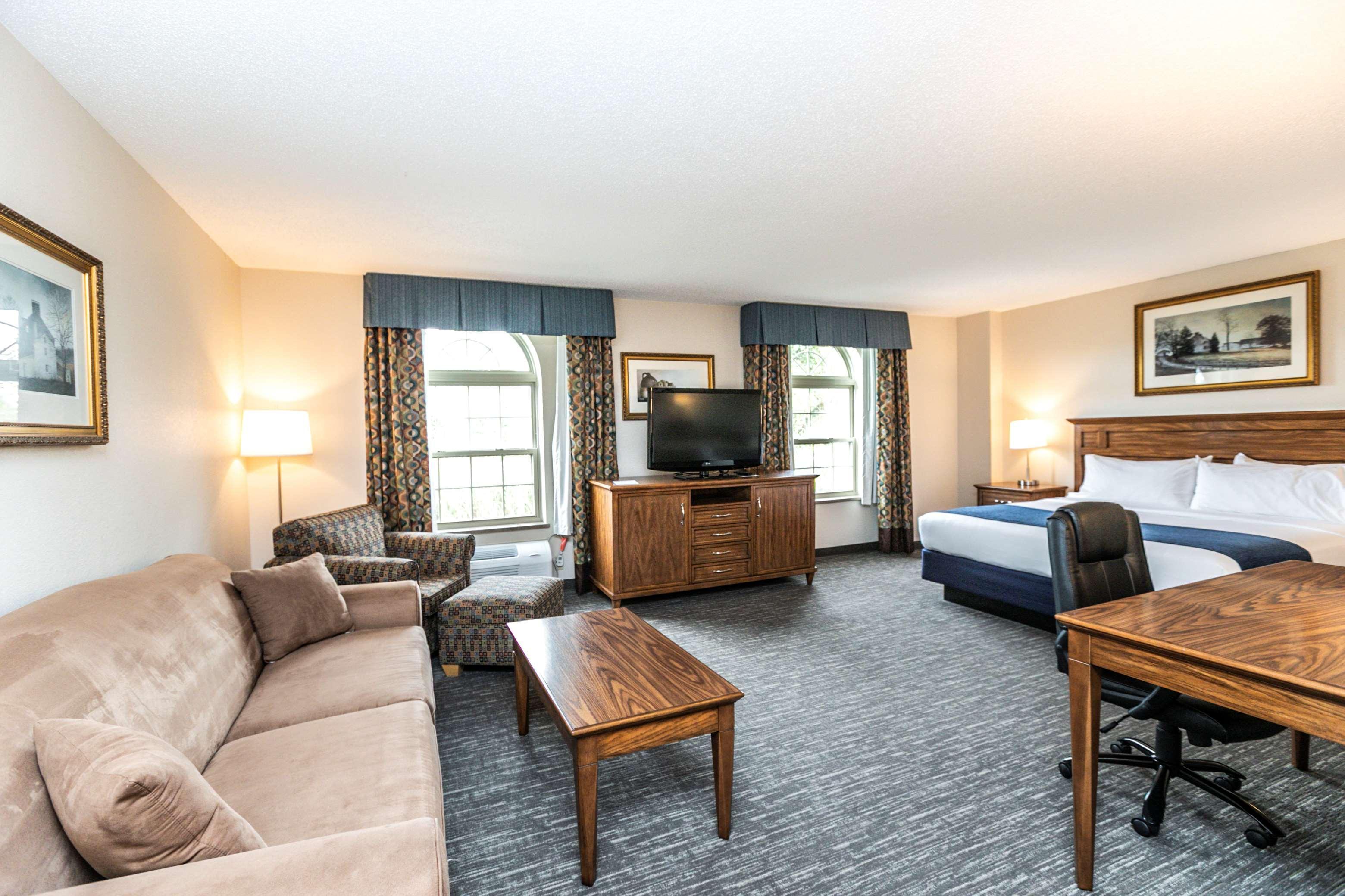 Surestay Plus Hotel By Best Western Elizabethtown Hershey Buitenkant foto